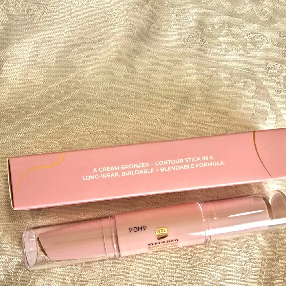 NEW! Pear Nova Bronzer + Contour Stick in Tan 1.8 g - Picture 3 of 16